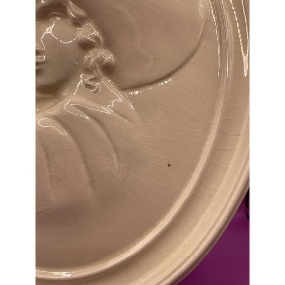 Vintage 1970s Duncan Ceramic Cameo Syle Portrait of Lady in Hat and Dog - Picture 5 of 11